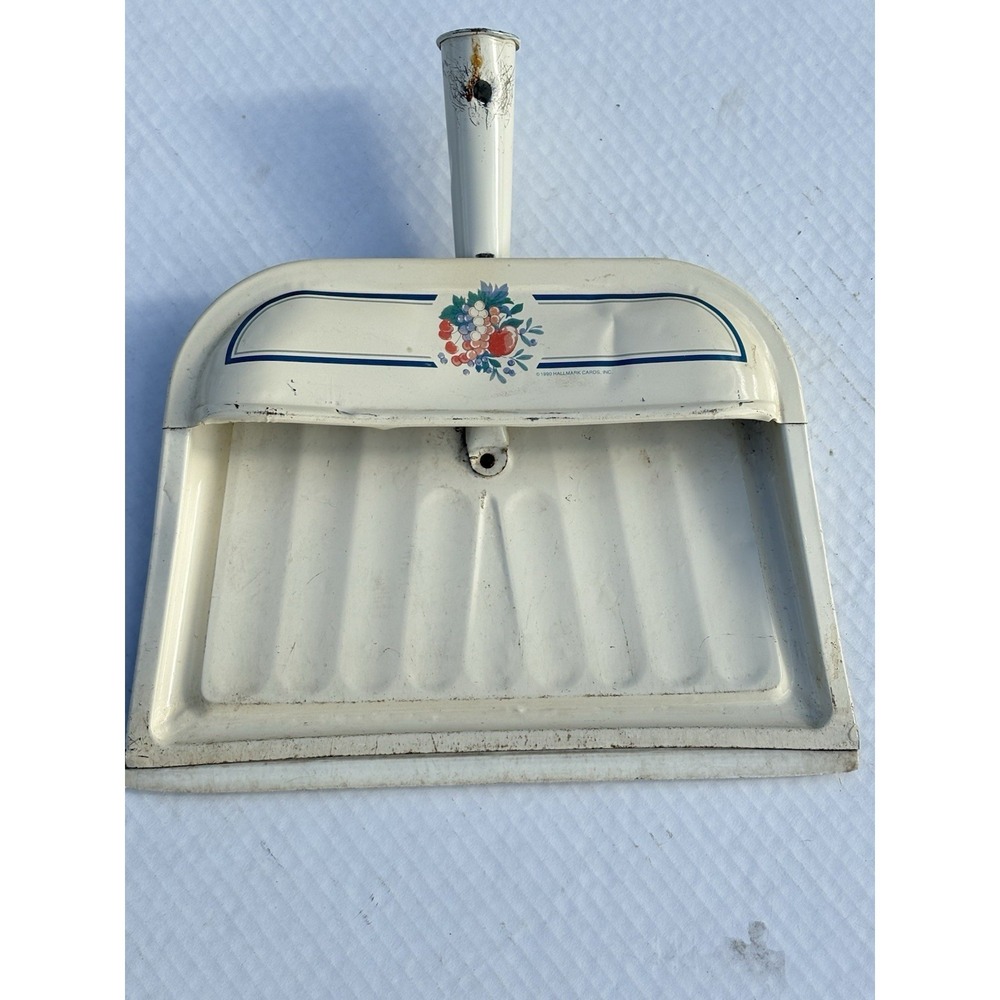 Vintage Metal Dust Pan Cream 1990 Hallmark Cards Fruit Design Country